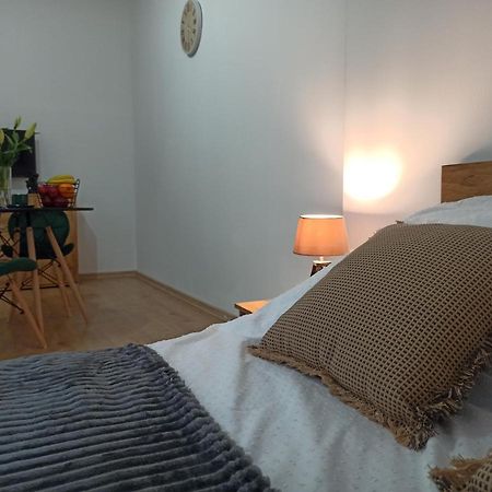 Cztery Katy W Rynku Apartment Walbrzych Luaran gambar