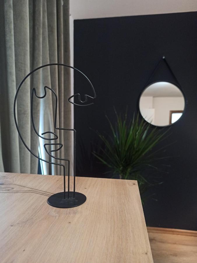 Cztery Katy W Rynku Apartment Walbrzych Luaran gambar